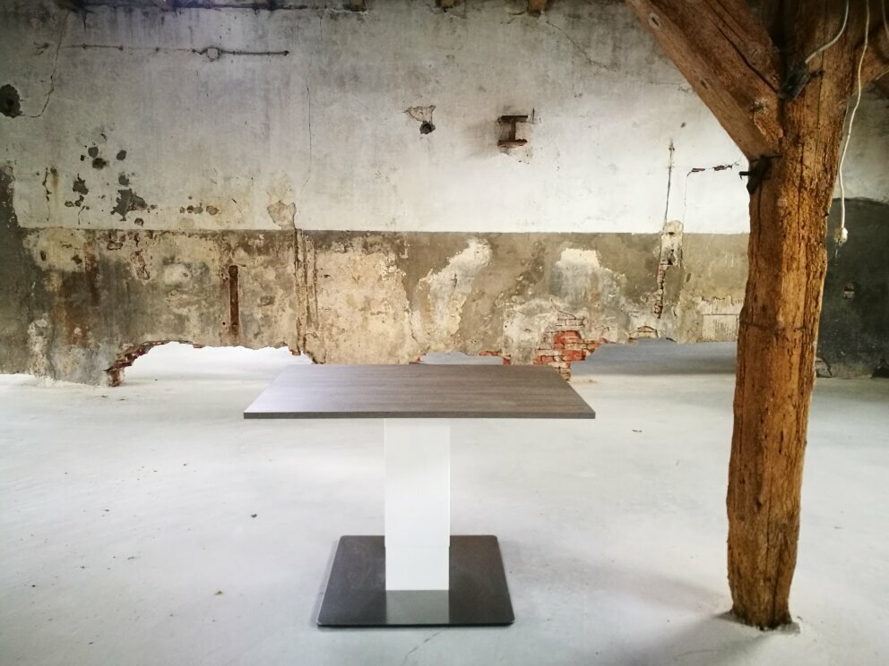 Elektrische kolomtafel Linak Bary Worktrainer.nl