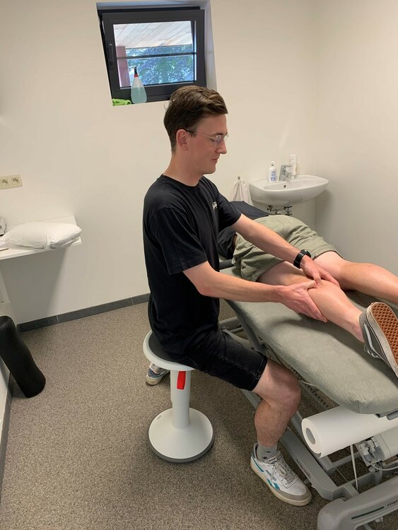 Up balance stoel met kussen | Balance kruk | Interstuhl | wiebelkruk | actief meubilair worktrainer.nl