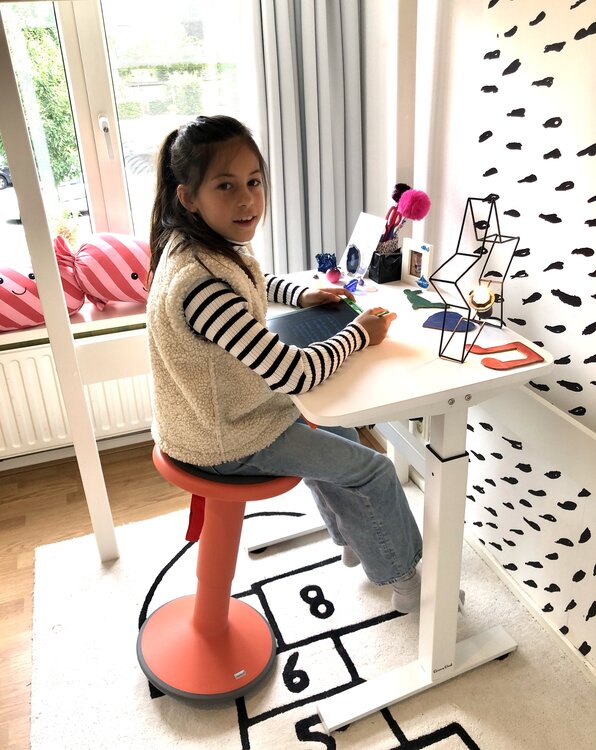 Up balance stoel met kussen | Balance kruk | Interstuhl | wiebelkruk | actief meubilair worktrainer.nl