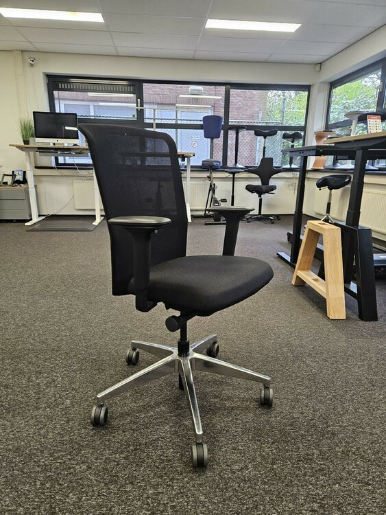 Showroom model - Se7en | Office chair Pro