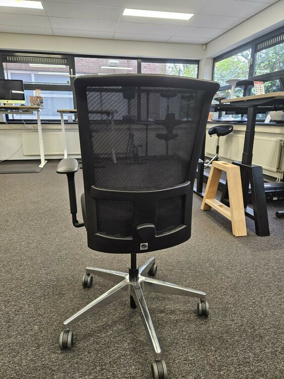 Showroom model - Se7en | Office chair Pro