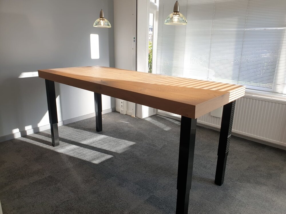 2nd Chance HonMove | Electric 4 Legs Sit-Stand Desk/Conference Table