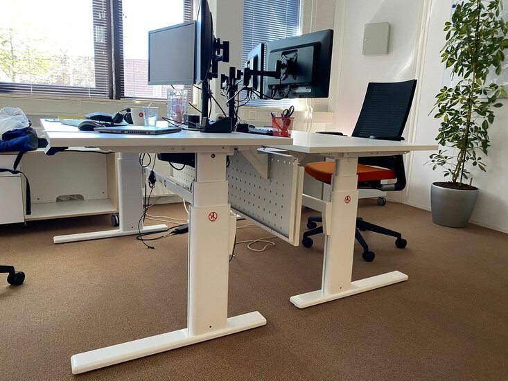 270 clearance white office