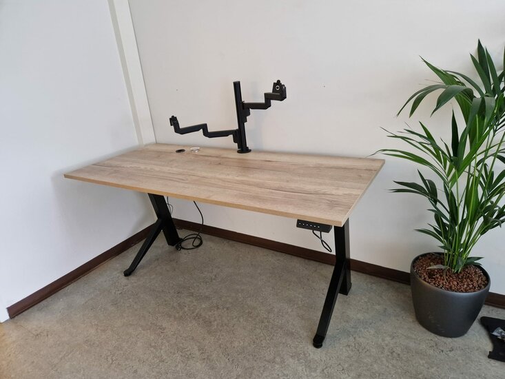 Elektrisch Zit-Sta Bureau - Y-Desk