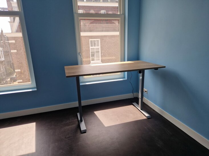 Bureau discount jarvis adjustable