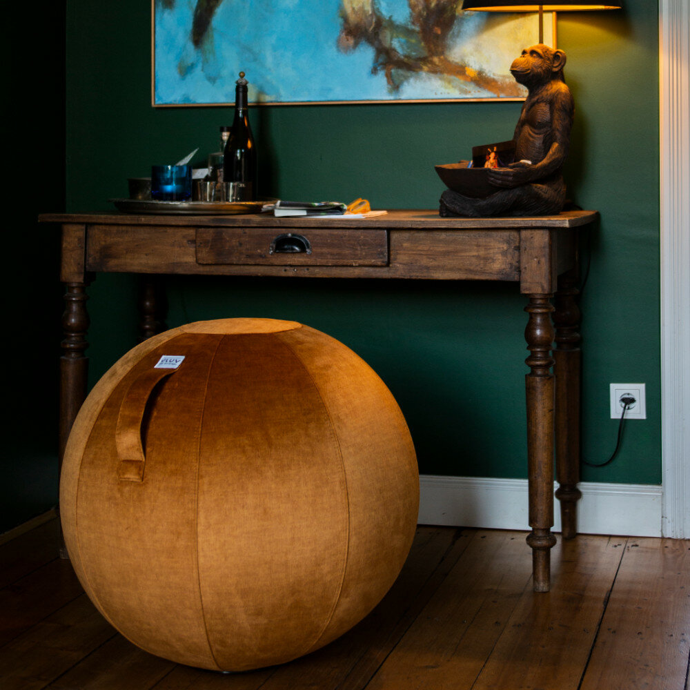 VLUV VARM | Chair ball