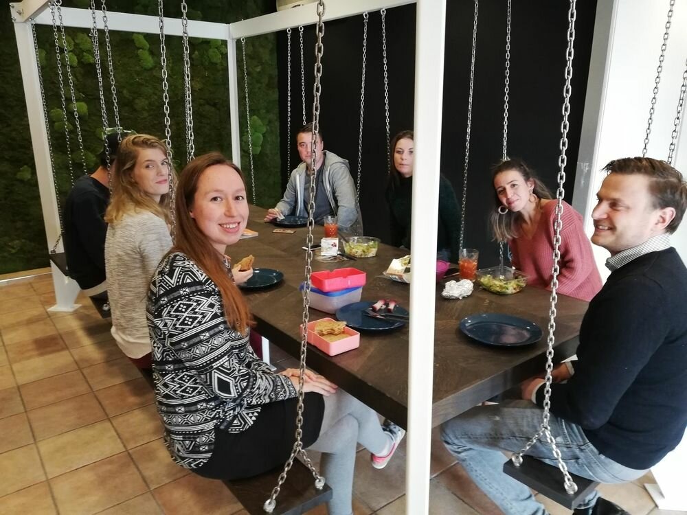 2nd Chance | Swing table