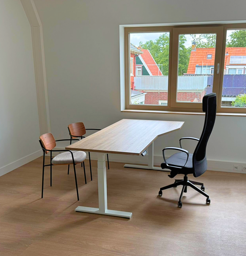 Lumi Corner | Electric Sit-Stand Corner Desk