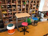 Small Gasspring Sit-Stand Desk - BouncyDesk - Swing Desk