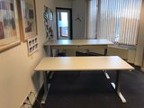 Aluforce 140 bureau | wissel staan en zitten achter je bureau af | Worktrainer.nl