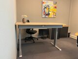 Aluforce 140 bureau | wissel staan en zitten achter je bureau af | Worktrainer.nl