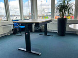 Aluforce 140 bureau | wissel staan en zitten achter je bureau af | Worktrainer.nl