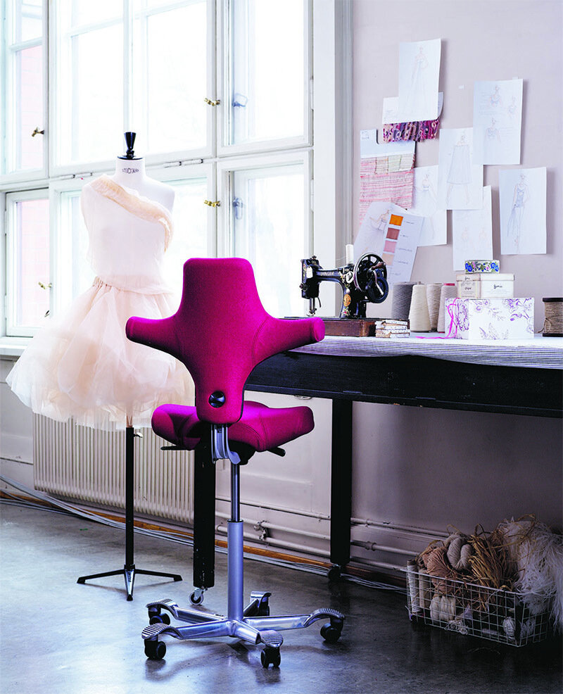 HÅG Capisco Ergonomic office chair with saddle seat Worktrainer.nl