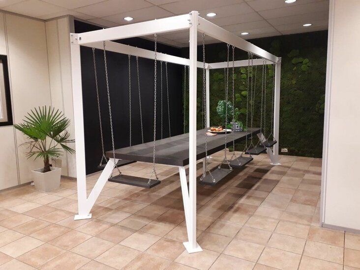 2nd Chance | Swing table